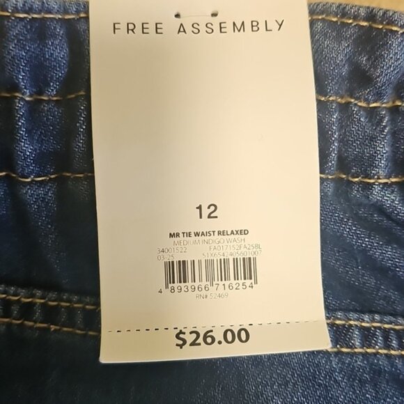 Free Assembly Womens Wide Leg Trouser Jeams - Picture 5 of 7